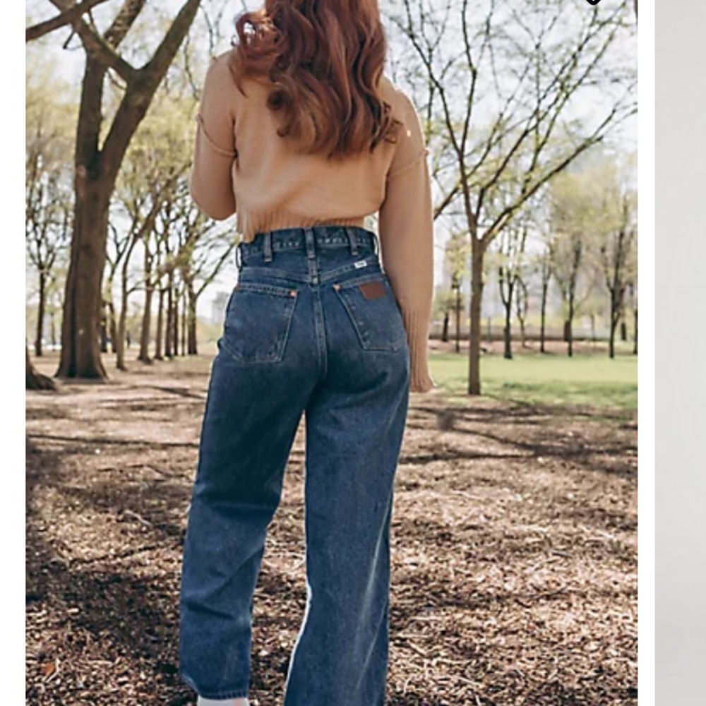 Wide legged high waisted wranglers
